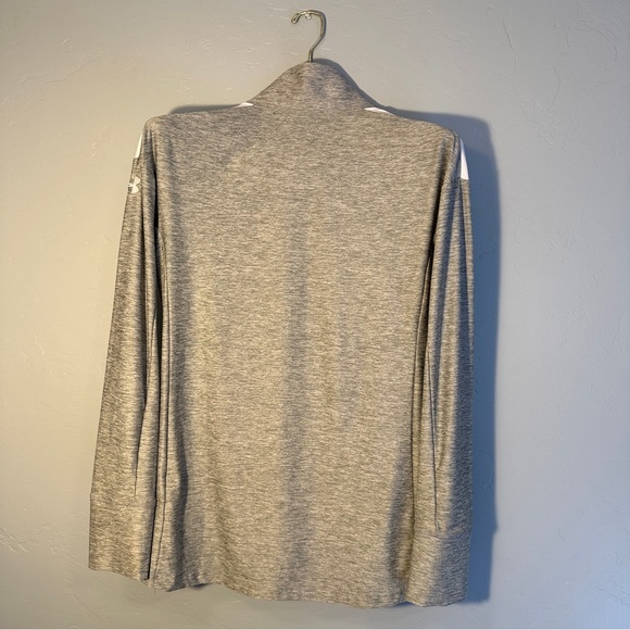 Under Armour Long Sleeve Dry Fit Zip Up Top Lightweight in Grey and White Size M - Picture 2 of 10